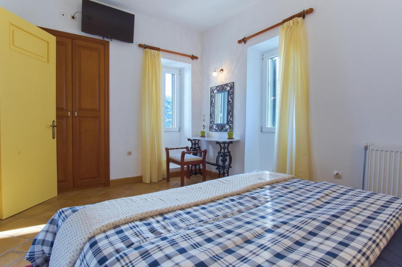 Odyssey Apartment Парга Екстериор снимка