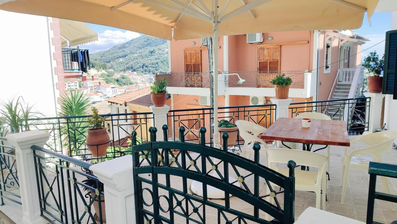 Odyssey Apartment Парга Екстериор снимка
